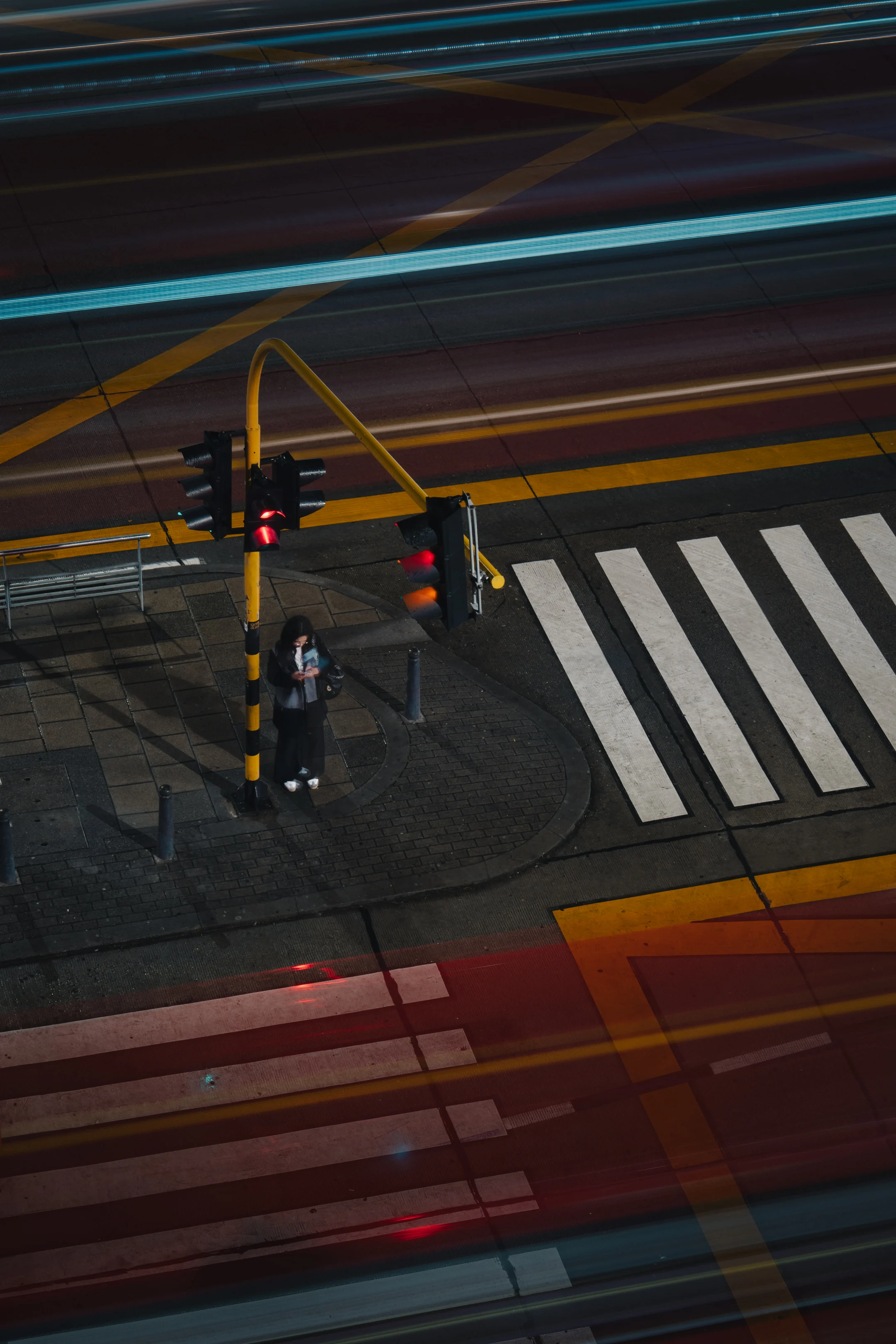 City in layers. An open notebook of streets, landscapes, details, and passing light.